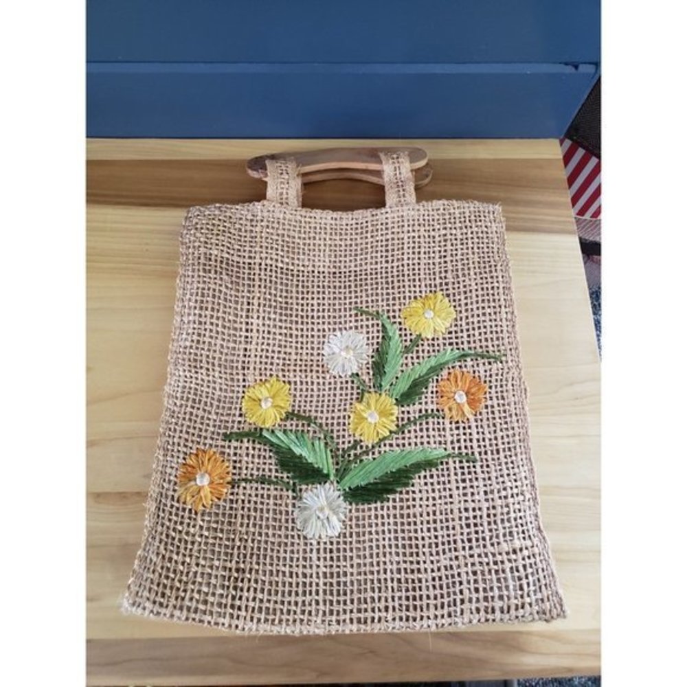 Vintage Wicker‎ Floral Handbag